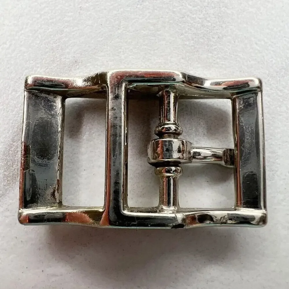 Small Silver Tone Simple Basic Belt Buckle
